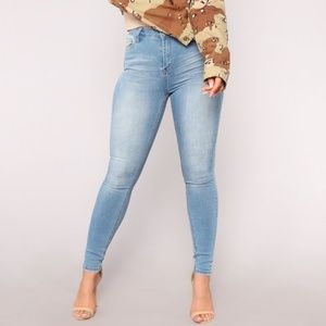 NWT Fashion Nova jeans